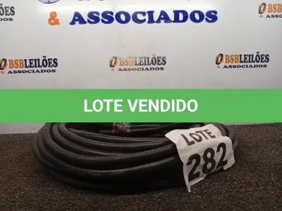 LOTE 282 - 25 METROS MANGUEIRA TRANÇADA PRETA PT300 (NO ESTADO, NÃO SABEMOS SE FUNCIONA. LEILÃO NÃO TEM GARANTIA E NEM DEVOLUÇÃO, SUJEITO A POSSÍVEIS AVARIAS VISÍVEIS/OCULTAS E/OU AUSÊNCIA DE COMPONENTES)