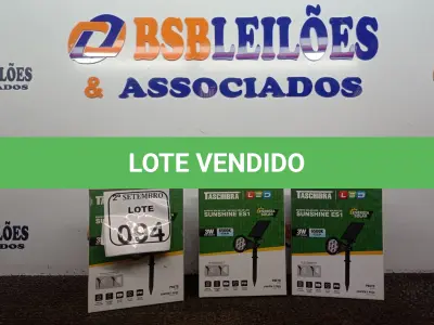 LOTE 094 - 03 ESPETOS JARDIM SOLAR SUNSHINE ES1 3W LED 6500K TASHIBRA NOVO. (NO ESTADO) (NO ESTADO) ATENÇÃO! FAZER A VISITAÇÃO ANTES DE ARREMATAR, NÃO SABEMOS SE FUNCIONA. LEILÃO NÃO TEM GARANTIA E NEM DEVOLUÇÃO, SUJEITO A POSSÍVEIS AVARIAS VISÍVEIS/OCULTAS E/OU AUSÊNCIA DE COMPONENTES.