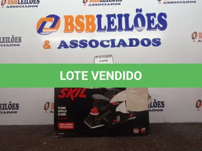 LOTE 089 - 01 PLAINA ELÉTRICA SKIL 220V NOVO. (NO ESTADO) ATENÇÃO! FAZER A VISITAÇÃO ANTES DE ARREMATAR, NÃO SABEMOS SE FUNCIONA. LEILÃO NÃO TEM GARANTIA E NEM DEVOLUÇÃO, SUJEITO A POSSÍVEIS AVARIAS VISÍVEIS/OCULTAS E/OU AUSÊNCIA DE COMPONENTES.