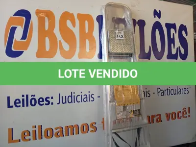 LOTE 113 - 01 ESCADA ALUMINIO 06 DEGRAUS MAESTRO.  (NO ESTADO) ATENÇÃO! FAZER A VISITAÇÃO ANTES DE ARREMATAR, NÃO SABEMOS SE FUNCIONA. LEILÃO NÃO TEM GARANTIA E NEM DEVOLUÇÃO, SUJEITO A POSSÍVEIS AVARIAS VISÍVEIS/OCULTAS E/OU AUSÊNCIA DE COMPONENTES.