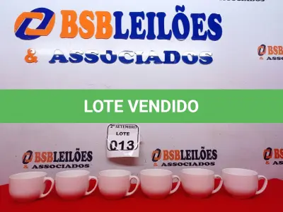 LOTE 013 - 06 XICARAS DE PORCELANA. (NO ESTADO) ATENÇÃO! FAZER A VISITAÇÃO ANTES DE ARREMATAR, NÃO SABEMOS SE FUNCIONA. LEILÃO NÃO TEM GARANTIA E NEM DEVOLUÇÃO, SUJEITO A POSSÍVEIS AVARIAS VISÍVEIS/OCULTAS E/OU AUSÊNCIA DE COMPONENTES.