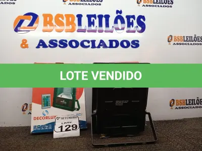 LOTE 129 - 02 REFLETORES DECORLED SUPERLED 220V 50W RGB PT – DECORLUX NOVO. (NO ESTADO) ATENÇÃO! FAZER A VISITAÇÃO ANTES DE ARREMATAR, NÃO SABEMOS SE FUNCIONA. LEILÃO NÃO TEM GARANTIA E NEM DEVOLUÇÃO, SUJEITO A POSSÍVEIS AVARIAS VISÍVEIS/OCULTAS E/OU AUSÊNCIA DE COMPONENTES.