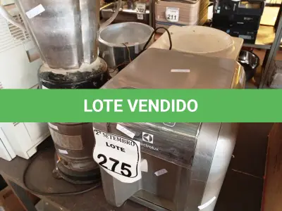 LOTE 275 - 01 PURIFICADOR DE ÁGUA, 01 LIQUIDIFICADOR INDUSTRIAL, 01 ESPREMEDOR DE FRUTAS E 01 BEBEDOURO PARA GARRAFÃO. (NO ESTADO) ATENÇÃO! FAZER A VISITAÇÃO ANTES DE ARREMATAR, NÃO SABEMOS SE FUNCIONA. LEILÃO NÃO TEM GARANTIA E NEM DEVOLUÇÃO, SUJEITO A POSSÍVEIS AVARIAS VISÍVEIS/OCULTAS E/OU AUSÊNCIA DE COMPONENTES.
