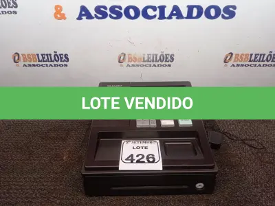LOTE 426 - 01 CAIXA REGISTRADORA MARCA SHARP XE-A107. (NO ESTADO) ATENÇÃO! FAZER A VISITAÇÃO ANTES DE ARREMATAR, NÃO SABEMOS SE FUNCIONA. LEILÃO NÃO TEM GARANTIA E NEM DEVOLUÇÃO, SUJEITO A POSSÍVEIS AVARIAS VISÍVEIS/OCULTAS E/OU AUSÊNCIA DE COMPONENTES.