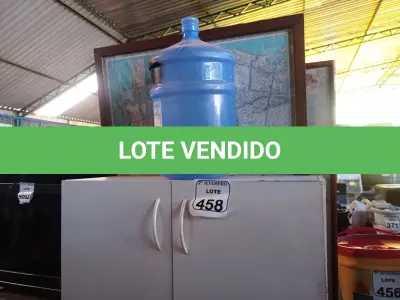 LOTE 458 - 01 CAMA DOBRÁVEL, 01 TÁBUA DE PASSAR, 03 QUADROS, 01 ARMÁRIO BAIXO 02 PORTAS E 01 GALÃO. (NO ESTADO) ATENÇÃO! FAZER A VISITAÇÃO ANTES DE ARREMATAR, NÃO SABEMOS SE FUNCIONA. LEILÃO NÃO TEM GARANTIA E NEM DEVOLUÇÃO, SUJEITO A POSSÍVEIS AVARIAS VISÍVEIS/OCULTAS E/OU AUSÊNCIA DE COMPONENTES.