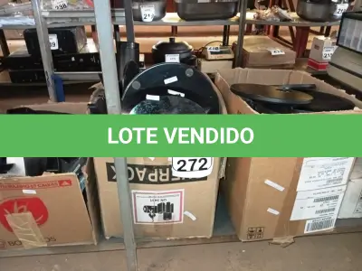 LOTE 272 - 01 LOTE COM GRANDE QUANTIDADE DE PÉS PARA MONITORES. (NO ESTADO) ATENÇÃO! FAZER A VISITAÇÃO ANTES DE ARREMATAR, NÃO SABEMOS SE FUNCIONA. LEILÃO NÃO TEM GARANTIA E NEM DEVOLUÇÃO, SUJEITO A POSSÍVEIS AVARIAS VISÍVEIS/OCULTAS E/OU AUSÊNCIA DE COMPONENTES.