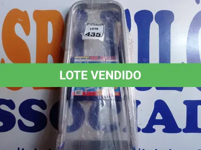 LOTE 435 - 01 ESCADA ALUMINIO 03 DEGRAUS PRIMA SBA.(NO ESTADO) ATENÇÃO! FAZER A VISITAÇÃO ANTES DE ARREMATAR, NÃO SABEMOS SE FUNCIONA. LEILÃO NÃO TEM GARANTIA E NEM DEVOLUÇÃO, SUJEITO A POSSÍVEIS AVARIAS VISÍVEIS/OCULTAS E/OU AUSÊNCIA DE COMPONENTES.