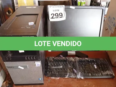 LOTE 299 - 01 CPU, 01 MONITOR E 01 TECLADO. (NO ESTADO) ATENÇÃO! FAZER A VISITAÇÃO ANTES DE ARREMATAR, NÃO SABEMOS SE FUNCIONA. LEILÃO NÃO TEM GARANTIA E NEM DEVOLUÇÃO, SUJEITO A POSSÍVEIS AVARIAS VISÍVEIS/OCULTAS E/OU AUSÊNCIA DE COMPONENTES.