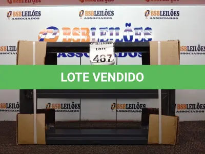 LOTE 487 - 01 JANELA BASCULANTE TRAD 060X040 QUAD REQ12 -HAIALA NOVO. (NO ESTADO) ATENÇÃO! FAZER A VISITAÇÃO ANTES DE ARREMATAR, NÃO SABEMOS SE FUNCIONA. LEILÃO NÃO TEM GARANTIA E NEM DEVOLUÇÃO, SUJEITO A POSSÍVEIS AVARIAS VISÍVEIS/OCULTAS E/OU AUSÊNCIA DE COMPONENTES.