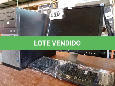 LOTE 299 - 01 CPU, 01 MONITOR E 01 TECLADO. (NO ESTADO) ATENÇÃO! FAZER A VISITAÇÃO ANTES DE ARREMATAR, NÃO SABEMOS SE FUNCIONA. LEILÃO NÃO TEM GARANTIA E NEM DEVOLUÇÃO, SUJEITO A POSSÍVEIS AVARIAS VISÍVEIS/OCULTAS E/OU AUSÊNCIA DE COMPONENTES.