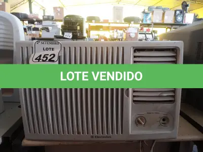 LOTE 452 - 01 AR CONDICIONADO MARCA ELECTROLUX. (NO ESTADO) ATENÇÃO! FAZER A VISITAÇÃO ANTES DE ARREMATAR, NÃO SABEMOS SE FUNCIONA. LEILÃO NÃO TEM GARANTIA E NEM DEVOLUÇÃO, SUJEITO A POSSÍVEIS AVARIAS VISÍVEIS/OCULTAS E/OU AUSÊNCIA DE COMPONENTES.