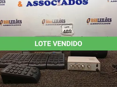 LOTE 489 - 01 LOTE COM DIVERSOS PARELHOS ELETRÔNICOS. (NO ESTADO) ATENÇÃO! FAZER A VISITAÇÃO ANTES DE ARREMATAR, NÃO SABEMOS SE FUNCIONA. LEILÃO NÃO TEM GARANTIA E NEM DEVOLUÇÃO, SUJEITO A POSSÍVEIS AVARIAS VISÍVEIS/OCULTAS E/OU AUSÊNCIA DE COMPONENTES.