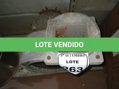 LOTE 263 - 01 CENTRIFUGA BLOWER COM MOTOR ELÉTRICO. (NO ESTADO) ATENÇÃO! FAZER A VISITAÇÃO ANTES DE ARREMATAR, NÃO SABEMOS SE FUNCIONA. LEILÃO NÃO TEM GARANTIA E NEM DEVOLUÇÃO, SUJEITO A POSSÍVEIS AVARIAS VISÍVEIS/OCULTAS E/OU AUSÊNCIA DE COMPONENTES.