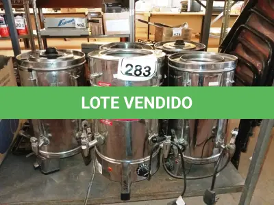 LOTE 283 - 05 CAFETEIRAS EM INOX MARCAS E MODELOS DIVERSOS. (NO ESTADO) ATENÇÃO! FAZER A VISITAÇÃO ANTES DE ARREMATAR, NÃO SABEMOS SE FUNCIONA. LEILÃO NÃO TEM GARANTIA E NEM DEVOLUÇÃO, SUJEITO A POSSÍVEIS AVARIAS VISÍVEIS/OCULTAS E/OU AUSÊNCIA DE COMPONENTES.