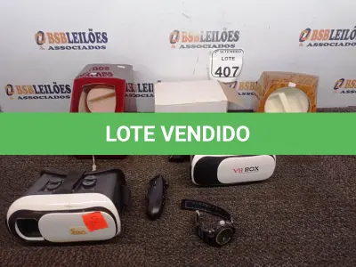 LOTE 407 - 02 ÓCULOS DE REALIDADE VIRTUAL MARCAS E MODELOS DIVERSOS, 01 RELÓGIO SPEEDO E 02 PORTA RELÓGIOS MARCAS E MODELOS DIVERSOS. (NO ESTADO) ATENÇÃO! FAZER A VISITAÇÃO ANTES DE ARREMATAR, NÃO SABEMOS SE FUNCIONA. LEILÃO NÃO TEM GARANTIA E NEM DEVOLUÇÃO, SUJEITO A POSSÍVEIS AVARIAS VISÍVEIS/OCULTAS E/OU AUSÊNCIA DE COMPONENTES.