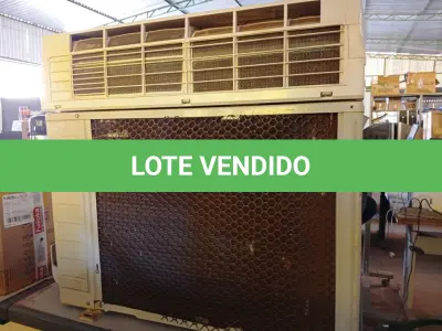 LOTE 288 - 01 CONDENSADORA MARCA CARRIER. (NO ESTADO) ATENÇÃO! FAZER A VISITAÇÃO ANTES DE ARREMATAR, NÃO SABEMOS SE FUNCIONA. LEILÃO NÃO TEM GARANTIA E NEM DEVOLUÇÃO, SUJEITO A POSSÍVEIS AVARIAS VISÍVEIS/OCULTAS E/OU AUSÊNCIA DE COMPONENTES.