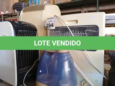 LOTE 294 - 01 AR CONDICIONADO PORTÁTIL, 01 UMIDIFICADOR DE AR, 01 CLIMATIZADOR E 01 LAVA-LOUÇAS. (NO ESTADO) ATENÇÃO! FAZER A VISITAÇÃO ANTES DE ARREMATAR, NÃO SABEMOS SE FUNCIONA. LEILÃO NÃO TEM GARANTIA E NEM DEVOLUÇÃO, SUJEITO A POSSÍVEIS AVARIAS VISÍVEIS/OCULTAS E/OU AUSÊNCIA DE COMPONENTES.
