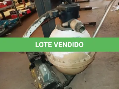 LOTE 287 - 01 BOMBA PARA PISCINA COM FILTRO. (NO ESTADO) ATENÇÃO! FAZER A VISITAÇÃO ANTES DE ARREMATAR, NÃO SABEMOS SE FUNCIONA. LEILÃO NÃO TEM GARANTIA E NEM DEVOLUÇÃO, SUJEITO A POSSÍVEIS AVARIAS VISÍVEIS/OCULTAS E/OU AUSÊNCIA DE COMPONENTES.