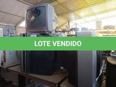 LOTE 449 - 04 TVS DE TUBO MARCAS E MODELOS DIVERSOS. (NO ESTADO) ATENÇÃO! FAZER A VISITAÇÃO ANTES DE ARREMATAR, NÃO SABEMOS SE FUNCIONA. LEILÃO NÃO TEM GARANTIA E NEM DEVOLUÇÃO, SUJEITO A POSSÍVEIS AVARIAS VISÍVEIS/OCULTAS E/OU AUSÊNCIA DE COMPONENTES.