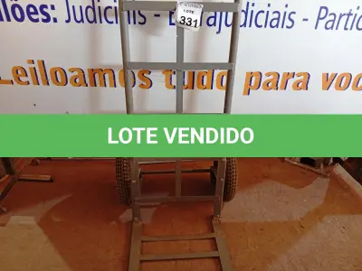 LOTE 331 - 01 CARRINHO DE MÃO PARA CARGAS 180KG TRAMONTINA. (NO ESTADO) ATENÇÃO! FAZER A VISITAÇÃO ANTES DE ARREMATAR, NÃO SABEMOS SE FUNCIONA. LEILÃO NÃO TEM GARANTIA E NEM DEVOLUÇÃO, SUJEITO A POSSÍVEIS AVARIAS VISÍVEIS/OCULTAS E/OU AUSÊNCIA DE COMPONENTES.