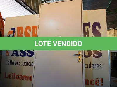 LOTE 510 - 01 PORTA DURAPLAC BRANCA APD 085X215 DIR REQ12 HAIALA NOVO. (NO ESTADO) ATENÇÃO! FAZER A VISITAÇÃO ANTES DE ARREMATAR, NÃO SABEMOS SE FUNCIONA. LEILÃO NÃO TEM GARANTIA E NEM DEVOLUÇÃO, SUJEITO A POSSÍVEIS AVARIAS VISÍVEIS/OCULTAS E/OU AUSÊNCIA DE COMPONENTES.