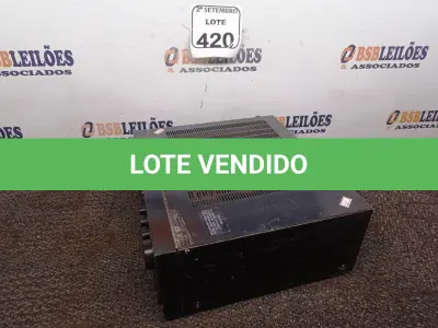 LOTE 420 - 01 AMPLIFICADOR INTEGRADO STEREO AIWA MX-900. (NO ESTADO) ATENÇÃO! FAZER A VISITAÇÃO ANTES DE ARREMATAR, NÃO SABEMOS SE FUNCIONA. LEILÃO NÃO TEM GARANTIA E NEM DEVOLUÇÃO, SUJEITO A POSSÍVEIS AVARIAS VISÍVEIS/OCULTAS E/OU AUSÊNCIA DE COMPONENTES.