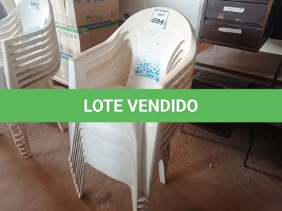 LOTE 594 - 08 CADEIRAS DE PLÁSTICO. (NO ESTADO) ATENÇÃO! FAZER A VISITAÇÃO ANTES DE ARREMATAR, NÃO SABEMOS SE FUNCIONA. LEILÃO NÃO TEM GARANTIA E NEM DEVOLUÇÃO, SUJEITO A POSSÍVEIS AVARIAS VISÍVEIS/OCULTAS E/OU AUSÊNCIA DE COMPONENTES.