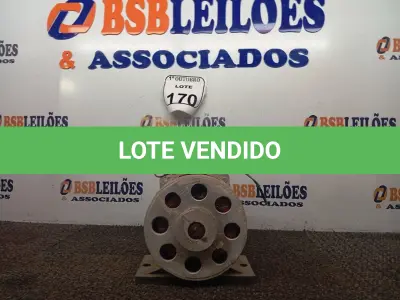 LOTE 170 - 01 BOMBA D´ÁGUA ELÉTRICA. (NO ESTADO) ATENÇÃO! FAZER A VISITAÇÃO ANTES DE ARREMATAR, NÃO SABEMOS SE FUNCIONA. LEILÃO NÃO TEM GARANTIA E NEM DEVOLUÇÃO, SUJEITO A POSSÍVEIS AVARIAS VISÍVEIS/OCULTAS E/OU AUSÊNCIA DE COMPONENTES.