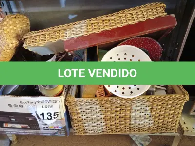 LOTE 135 - 01 LOTE COM MATERIAIS DIVERSOS. (NO ESTADO) ATENÇÃO! FAZER A VISITAÇÃO ANTES DE ARREMATAR, NÃO SABEMOS SE FUNCIONA. LEILÃO NÃO TEM GARANTIA E NEM DEVOLUÇÃO, SUJEITO A POSSÍVEIS AVARIAS VISÍVEIS/OCULTAS E/OU AUSÊNCIA DE COMPONENTES.