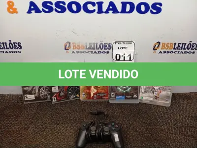 LOTE 011 - 01 CONTROLE DE VIDEOGAME E 05 JOGOS DE PS3. (NO ESTADO) ATENÇÃO! FAZER A VISITAÇÃO ANTES DE ARREMATAR, NÃO SABEMOS SE FUNCIONA. LEILÃO NÃO TEM GARANTIA E NEM DEVOLUÇÃO, SUJEITO A POSSÍVEIS AVARIAS VISÍVEIS/OCULTAS E/OU AUSÊNCIA DE COMPONENTES.