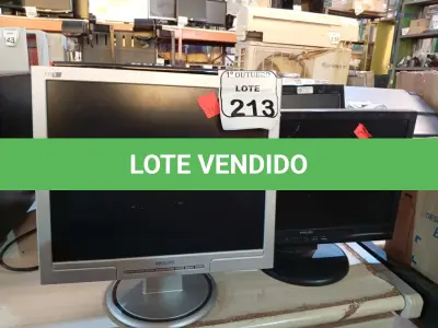 LOTE 213 - 01 LOTE COM DIVERSOS MONITORES MARCAS E MODELOS DIVERSOS C/AVARIAS. (NO ESTADO) ATENÇÃO! FAZER A VISITAÇÃO ANTES DE ARREMATAR, NÃO SABEMOS SE FUNCIONA. LEILÃO NÃO TEM GARANTIA E NEM DEVOLUÇÃO, SUJEITO A POSSÍVEIS AVARIAS VISÍVEIS/OCULTAS E/OU AUSÊNCIA DE COMPONENTES.