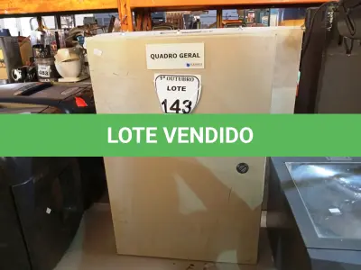 LOTE 143 - 02 QUADROS P/ CIRCUITO ELÉTRICO. (NO ESTADO) ATENÇÃO! FAZER A VISITAÇÃO ANTES DE ARREMATAR, NÃO SABEMOS SE FUNCIONA. LEILÃO NÃO TEM GARANTIA E NEM DEVOLUÇÃO, SUJEITO A POSSÍVEIS AVARIAS VISÍVEIS/OCULTAS E/OU AUSÊNCIA DE COMPONENTES.