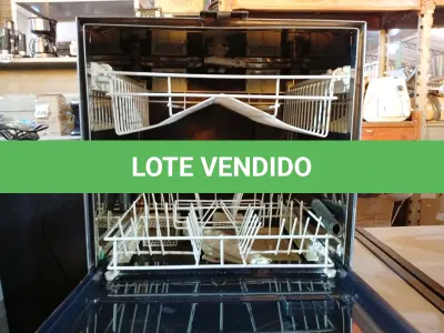LOTE 160 - 01 LAVA LOUÇAS CONTINENTAL. (NO ESTADO) ATENÇÃO! FAZER A VISITAÇÃO ANTES DE ARREMATAR, NÃO SABEMOS SE FUNCIONA. LEILÃO NÃO TEM GARANTIA E NEM DEVOLUÇÃO, SUJEITO A POSSÍVEIS AVARIAS VISÍVEIS/OCULTAS E/OU AUSÊNCIA DE COMPONENTES.