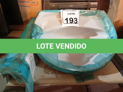 LOTE 193 - 01 CUBA DECA P/ LAVATÓRIO C/ COLUNA. (NO ESTADO) ATENÇÃO! FAZER A VISITAÇÃO ANTES DE ARREMATAR, NÃO SABEMOS SE FUNCIONA. LEILÃO NÃO TEM GARANTIA E NEM DEVOLUÇÃO, SUJEITO A POSSÍVEIS AVARIAS VISÍVEIS/OCULTAS E/OU AUSÊNCIA DE COMPONENTES.