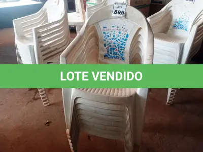 LOTE 595 - 08 CADEIRAS DE PLÁSTICO. (NO ESTADO) ATENÇÃO! FAZER A VISITAÇÃO ANTES DE ARREMATAR, NÃO SABEMOS SE FUNCIONA. LEILÃO NÃO TEM GARANTIA E NEM DEVOLUÇÃO, SUJEITO A POSSÍVEIS AVARIAS VISÍVEIS/OCULTAS E/OU AUSÊNCIA DE COMPONENTES.