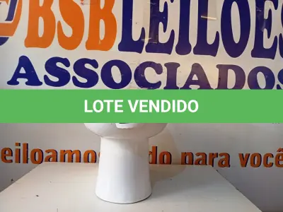 LOTE 100 - 01 VASO SANITÁRIO DECA COR BRANCA. (NO ESTADO) ATENÇÃO! FAZER A VISITAÇÃO ANTES DE ARREMATAR, NÃO SABEMOS SE FUNCIONA. LEILÃO NÃO TEM GARANTIA E NEM DEVOLUÇÃO, SUJEITO A POSSÍVEIS AVARIAS VISÍVEIS/OCULTAS E/OU AUSÊNCIA DE COMPONENTES.