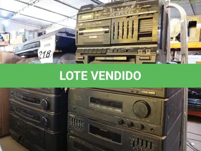 LOTE 218 - 02 TOCA DISCOS E 01 RECEIVER E 01 TOCA CDS C/AVARIAS MARCAS E MODELOS DIVERSOS.   (NO ESTADO) ATENÇÃO! FAZER A VISITAÇÃO ANTES DE ARREMATAR, NÃO SABEMOS SE FUNCIONA. LEILÃO NÃO TEM GARANTIA E NEM DEVOLUÇÃO, SUJEITO A POSSÍVEIS AVARIAS VISÍVEIS/OCULTAS E/OU AUSÊNCIA DE COMPONENTES.