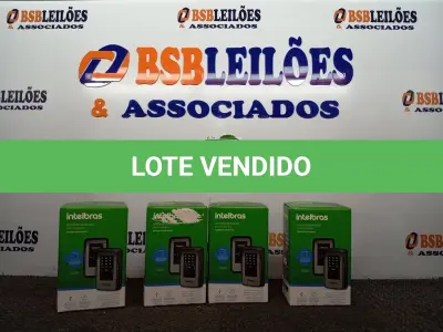LOTE 186 - 04 APARELHOS DE INTERFONES. (NO ESTADO) ATENÇÃO! FAZER A VISITAÇÃO ANTES DE ARREMATAR, NÃO SABEMOS SE FUNCIONA. LEILÃO NÃO TEM GARANTIA E NEM DEVOLUÇÃO, SUJEITO A POSSÍVEIS AVARIAS VISÍVEIS/OCULTAS E/OU AUSÊNCIA DE COMPONENTES.