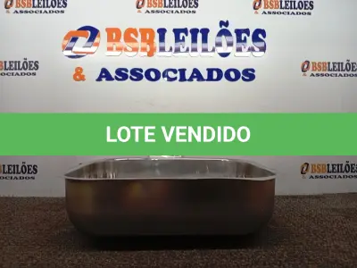 LOTE 088 - 01 CUBA EM AÇO INOX 400X340X140MM. (NO ESTADO) ATENÇÃO! FAZER A VISITAÇÃO ANTES DE ARREMATAR, NÃO SABEMOS SE FUNCIONA. LEILÃO NÃO TEM GARANTIA E NEM DEVOLUÇÃO, SUJEITO A POSSÍVEIS AVARIAS VISÍVEIS/OCULTAS E/OU AUSÊNCIA DE COMPONENTES.