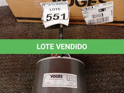 LOTE 551 - 01 MOTOR ELÉTRICO PARA EVAPORADORA DE AR CONDICIONADO. (NO ESTADO) ATENÇÃO! FAZER A VISITAÇÃO ANTES DE ARREMATAR, NÃO SABEMOS SE FUNCIONA. LEILÃO NÃO TEM GARANTIA E NEM DEVOLUÇÃO, SUJEITO A POSSÍVEIS AVARIAS VISÍVEIS/OCULTAS E/OU AUSÊNCIA DE COMPONENTES.