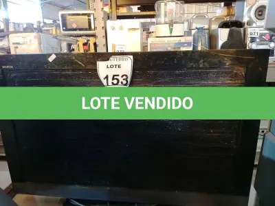LOTE 153 - 01 TV SONY 32” POLEGADAS E 01 TV SAMSUMG 40” POLEGADAS COM AVARIAS.  (NO ESTADO) ATENÇÃO! FAZER A VISITAÇÃO ANTES DE ARREMATAR, NÃO SABEMOS SE FUNCIONA. LEILÃO NÃO TEM GARANTIA E NEM DEVOLUÇÃO, SUJEITO A POSSÍVEIS AVARIAS VISÍVEIS/OCULTAS E/OU AUSÊNCIA DE COMPONENTES.