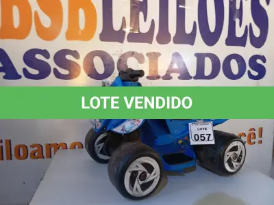 LOTE 057 - 01 QUADRICICLO ELÉTRICO P/ CRIANÇAS COM AVARIAS. (NO ESTADO) ATENÇÃO! FAZER A VISITAÇÃO ANTES DE ARREMATAR, NÃO SABEMOS SE FUNCIONA. LEILÃO NÃO TEM GARANTIA E NEM DEVOLUÇÃO, SUJEITO A POSSÍVEIS AVARIAS VISÍVEIS/OCULTAS E/OU AUSÊNCIA DE COMPONENTES.