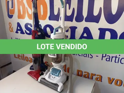 LOTE 208 - 03 ASPIRADORES DE PÓ MARCAS E MODELOS DIVERSOS. (NO ESTADO) ATENÇÃO! FAZER A VISITAÇÃO ANTES DE ARREMATAR, NÃO SABEMOS SE FUNCIONA. LEILÃO NÃO TEM GARANTIA E NEM DEVOLUÇÃO, SUJEITO A POSSÍVEIS AVARIAS VISÍVEIS/OCULTAS E/OU AUSÊNCIA DE COMPONENTES.