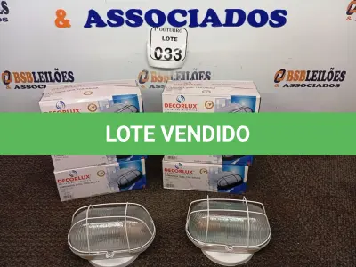 LOTE 033 - 08 LUMINÁRIAS OVAIS TARTARUGA. (NO ESTADO) ATENÇÃO! FAZER A VISITAÇÃO ANTES DE ARREMATAR, NÃO SABEMOS SE FUNCIONA. LEILÃO NÃO TEM GARANTIA E NEM DEVOLUÇÃO, SUJEITO A POSSÍVEIS AVARIAS VISÍVEIS/OCULTAS E/OU AUSÊNCIA DE COMPONENTES.