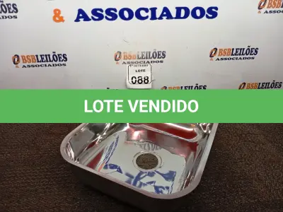 LOTE 088 - 01 CUBA EM AÇO INOX 400X340X140MM. (NO ESTADO) ATENÇÃO! FAZER A VISITAÇÃO ANTES DE ARREMATAR, NÃO SABEMOS SE FUNCIONA. LEILÃO NÃO TEM GARANTIA E NEM DEVOLUÇÃO, SUJEITO A POSSÍVEIS AVARIAS VISÍVEIS/OCULTAS E/OU AUSÊNCIA DE COMPONENTES.