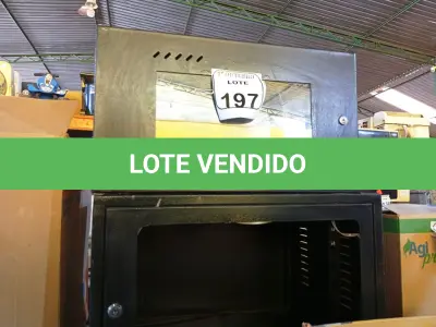 LOTE 197 - 02 CAIXAS DE RACK VAZIOS. (NO ESTADO) ATENÇÃO! FAZER A VISITAÇÃO ANTES DE ARREMATAR, NÃO SABEMOS SE FUNCIONA. LEILÃO NÃO TEM GARANTIA E NEM DEVOLUÇÃO, SUJEITO A POSSÍVEIS AVARIAS VISÍVEIS/OCULTAS E/OU AUSÊNCIA DE COMPONENTES.
