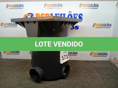 LOTE 573 - 01 CAIXA COLETORA DE ÁGUA PLUVIAL GRANDE PREMIUM PT METASUL (NO ESTADO) ATENÇÃO! FAZER A VISITAÇÃO ANTES DE ARREMATAR, NÃO SABEMOS SE FUNCIONA. LEILÃO NÃO TEM GARANTIA E NEM DEVOLUÇÃO, SUJEITO A POSSÍVEIS AVARIAS VISÍVEIS/OCULTAS E/OU AUSÊNCIA DE COMPONENTES.
