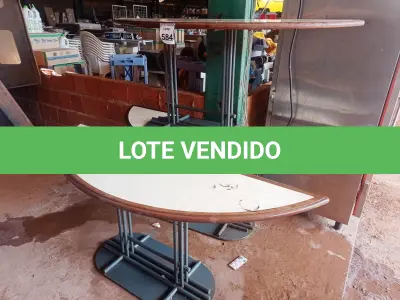 LOTE 584 - 03 MESAS C/BASE DE FERRO TRIANGULARES. (NO ESTADO) ATENÇÃO! FAZER A VISITAÇÃO ANTES DE ARREMATAR, NÃO SABEMOS SE FUNCIONA. LEILÃO NÃO TEM GARANTIA E NEM DEVOLUÇÃO, SUJEITO A POSSÍVEIS AVARIAS VISÍVEIS/OCULTAS E/OU AUSÊNCIA DE COMPONENTES.