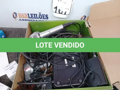 LOTE 167 - 01 LOTE COM DIVERSOS APARELHOS ELETRÔNICOS E 01 CHAVE CONTACTADORA.  (NO ESTADO) ATENÇÃO! FAZER A VISITAÇÃO ANTES DE ARREMATAR, NÃO SABEMOS SE FUNCIONA. LEILÃO NÃO TEM GARANTIA E NEM DEVOLUÇÃO, SUJEITO A POSSÍVEIS AVARIAS VISÍVEIS/OCULTAS E/OU AUSÊNCIA DE COMPONENTES.