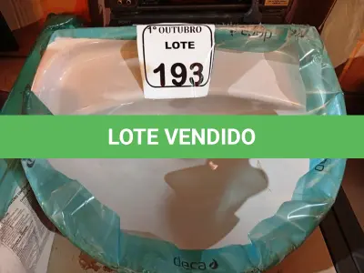 LOTE 193 - 01 CUBA DECA P/ LAVATÓRIO C/ COLUNA. (NO ESTADO) ATENÇÃO! FAZER A VISITAÇÃO ANTES DE ARREMATAR, NÃO SABEMOS SE FUNCIONA. LEILÃO NÃO TEM GARANTIA E NEM DEVOLUÇÃO, SUJEITO A POSSÍVEIS AVARIAS VISÍVEIS/OCULTAS E/OU AUSÊNCIA DE COMPONENTES.
